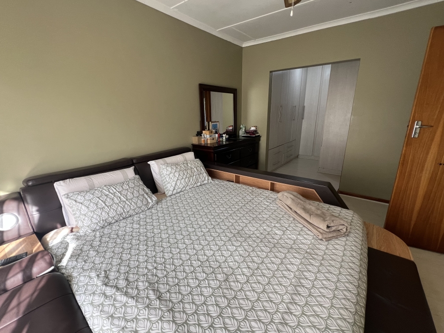 4 Bedroom Property for Sale in Beacon Bay North Eastern Cape